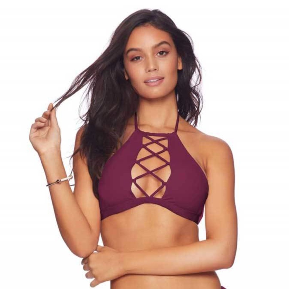 Beach Bunny Bikini Top